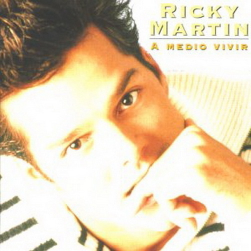 CD Album Ricky Martin A Medio Vivir (Volveras, Maria) 90`s Sony Columbia